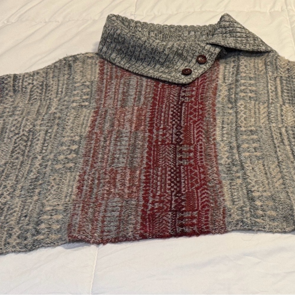Free People Willow Poncho Sweater Size S/P